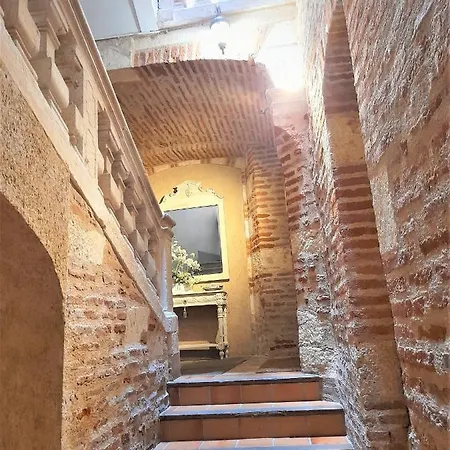 Pied A Terre De Charme - 80 M2 - Hyper Centre - Parking 아파트