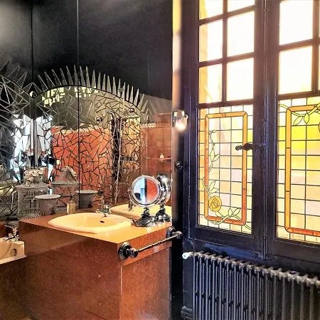 Pied A Terre De Charme - 80 M2 - Hyper Centre - Parking *