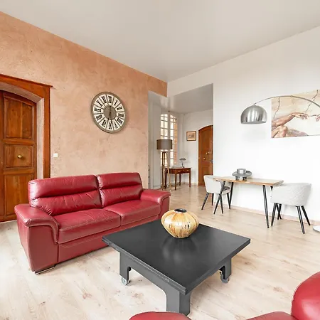 Pied A Terre De Charme - 80 M2 - Hyper Centre - Parking * Albi