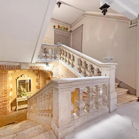 Appartement Pied A Terre De Charme - 80 M2 - Hyper Centre - Parking