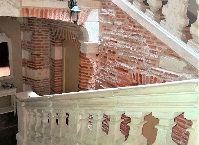 Pied A Terre De Charme - 80 M2 - Hyper Centre - Parking * Albi