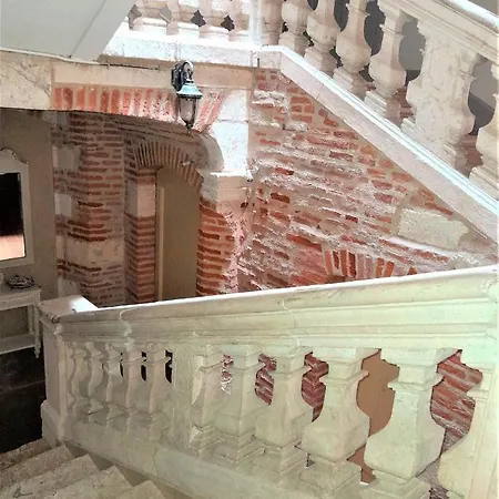 Pied A Terre De Charme - 80 M2 - Hyper Centre - Parking * Albi
