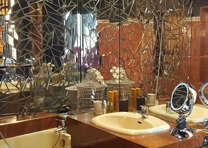 Апартаменты Pied A Terre De Charme - 80 M2 - Hyper Centre - Parking *